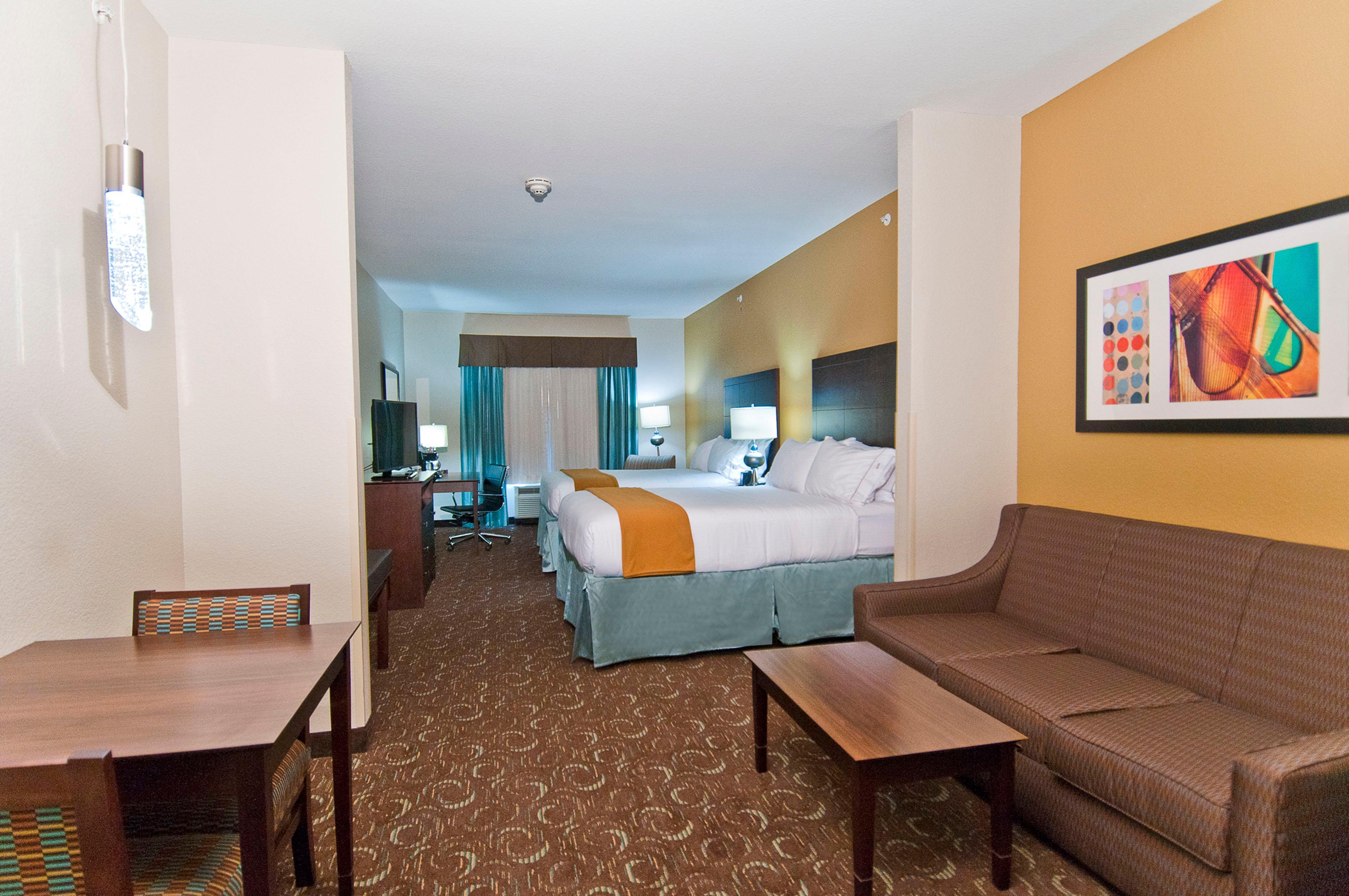 Holiday Inn Express & Suites San Antonio Frost Bank Center By Ihg Esterno foto