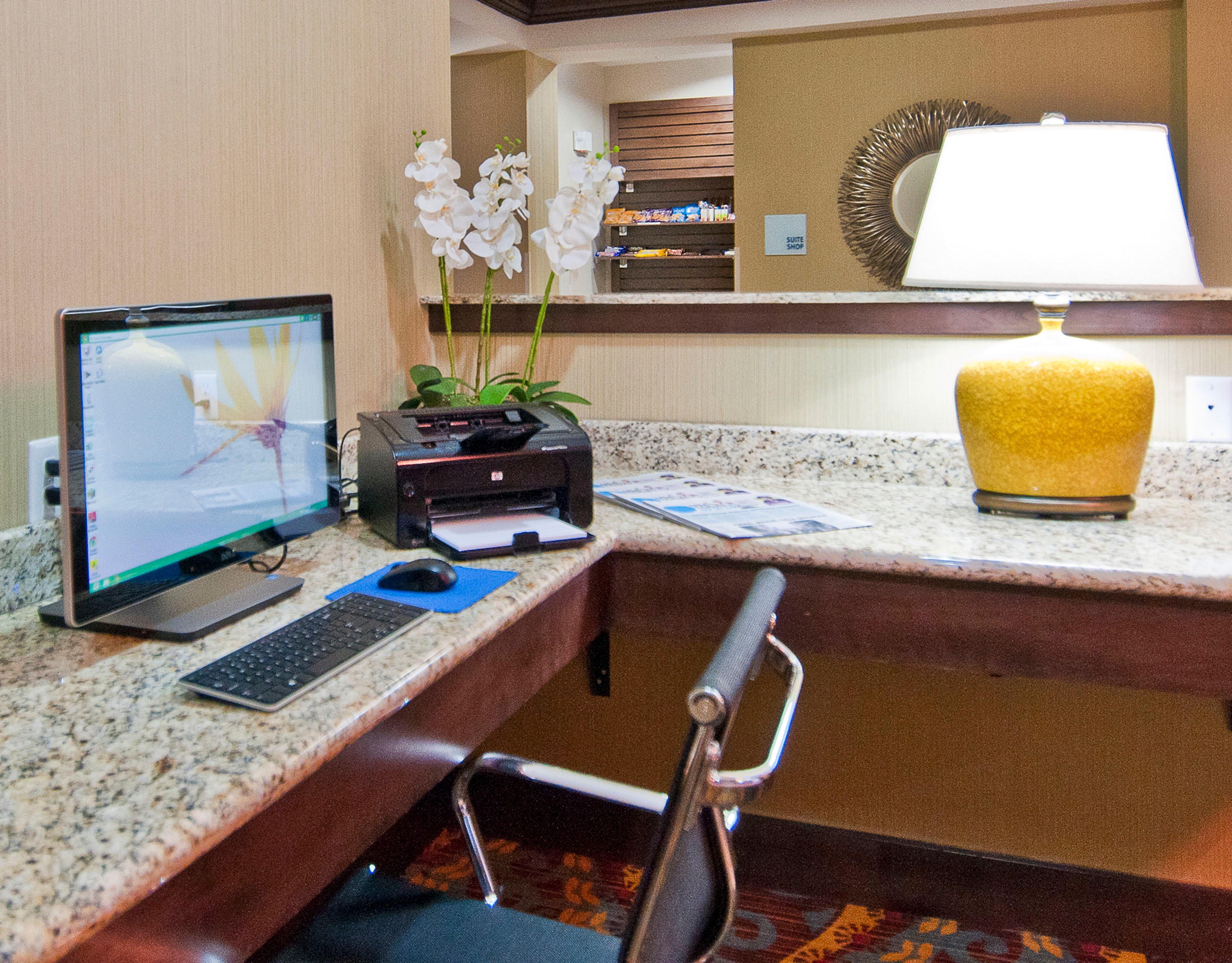 Holiday Inn Express & Suites San Antonio Frost Bank Center By Ihg Esterno foto
