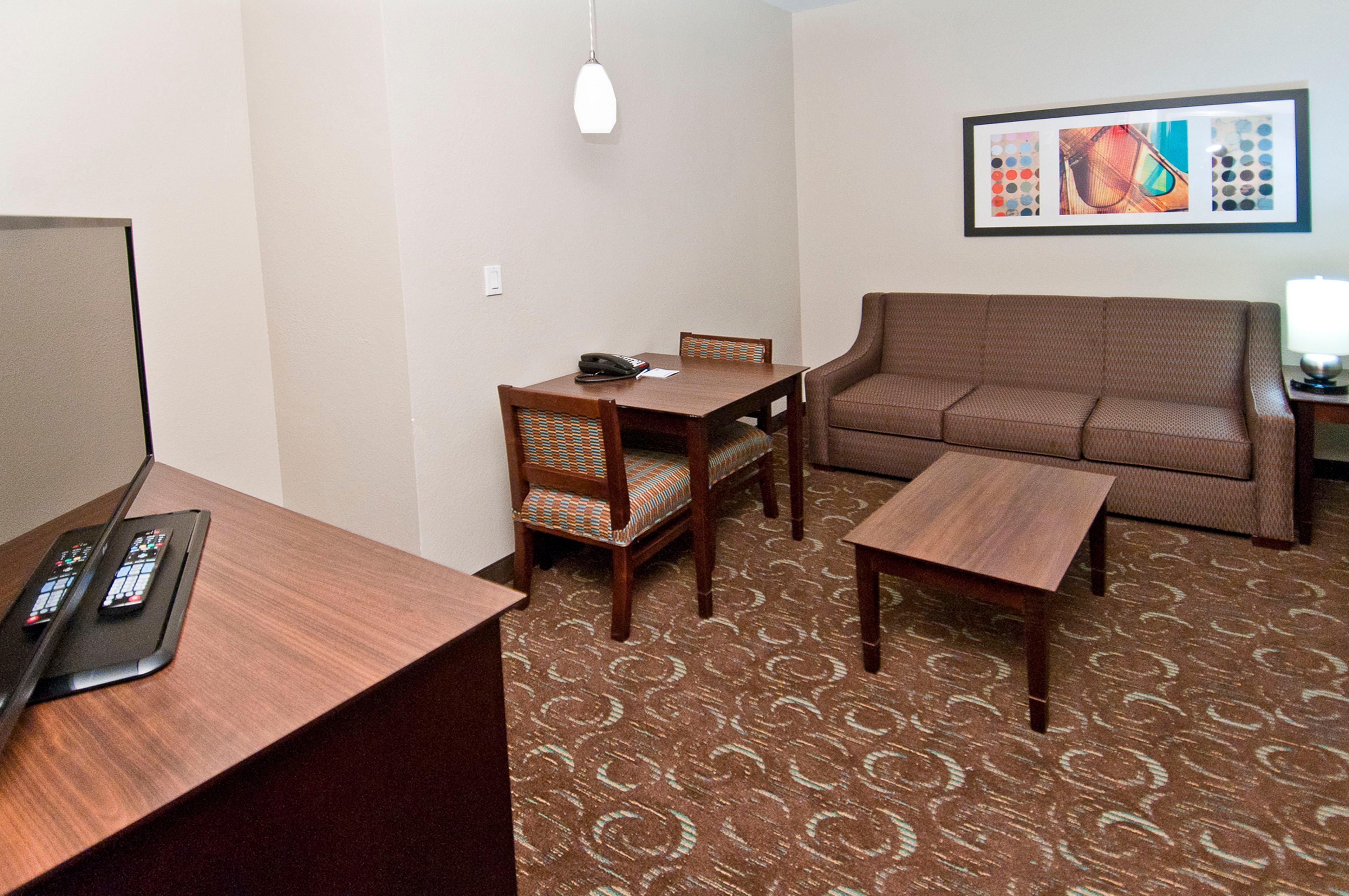 Holiday Inn Express & Suites San Antonio Frost Bank Center By Ihg Esterno foto