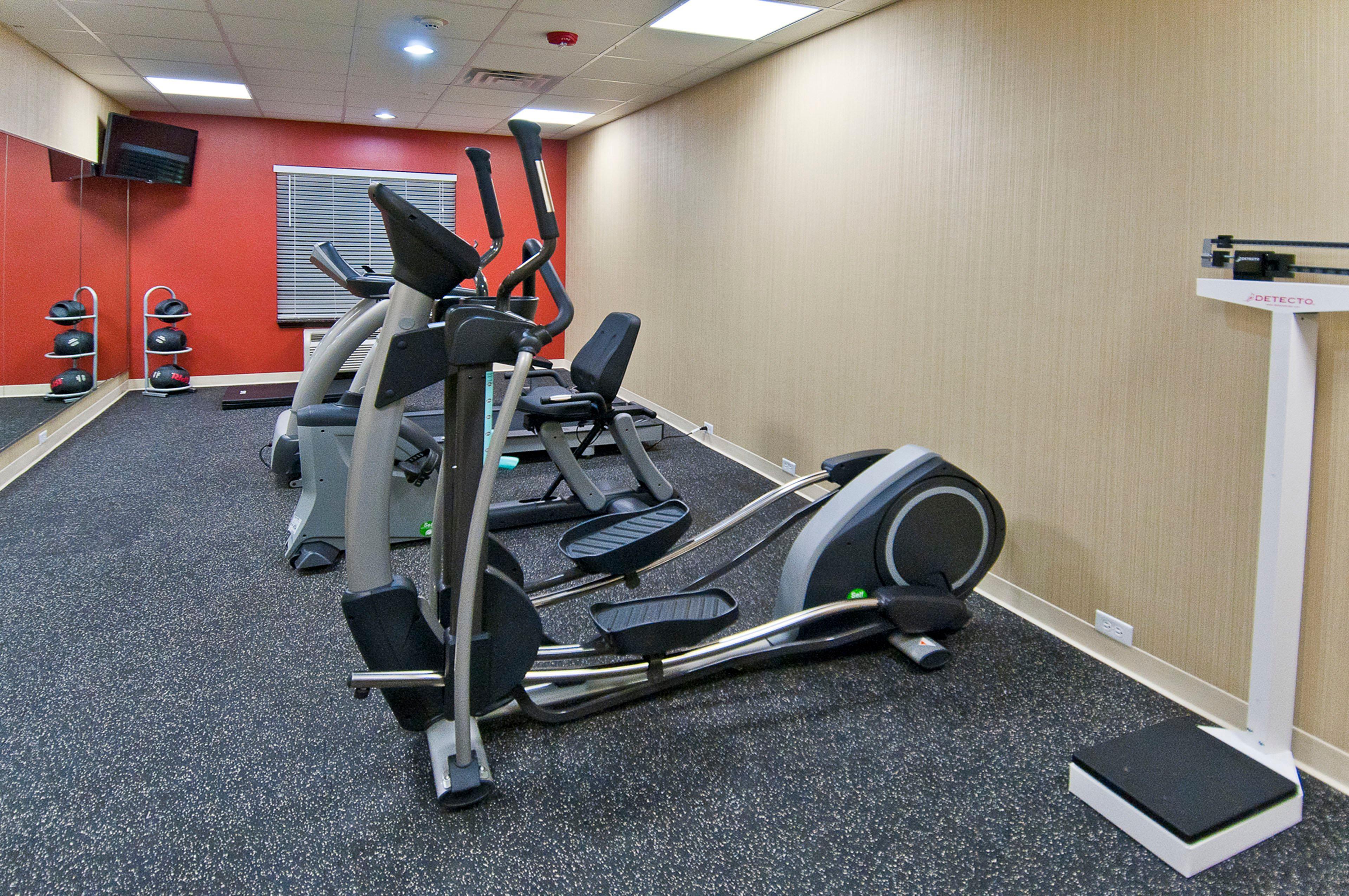 Holiday Inn Express & Suites San Antonio Frost Bank Center By Ihg Esterno foto